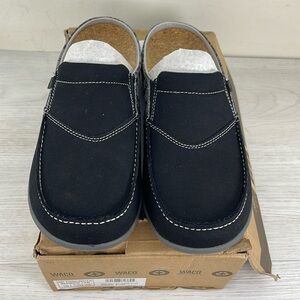 New In Box Spenco Floral Siesta Shoes Women